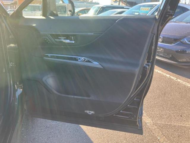 ハリアー Zレザーパッケージ 調光パノラマルーフ/JBL/保証書/純正 12.3インチ メモリーナビ/デジタルインナーミラー/トヨタセーフティセンス/エアーシート 前席/パノラミックビューモニター/車線逸脱防止支援システム(22枚目)