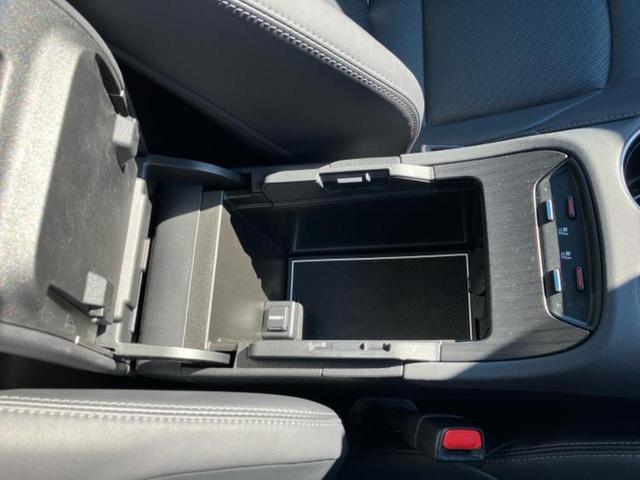 ハリアー Zレザーパッケージ 調光パノラマルーフ/JBL/保証書/純正 12.3インチ メモリーナビ/デジタルインナーミラー/トヨタセーフティセンス/エアーシート 前席/パノラミックビューモニター/車線逸脱防止支援システム(36枚目)