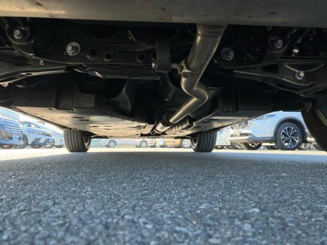 ハリアー Zレザーパッケージ 調光パノラマルーフ/JBL/保証書/純正 12.3インチ メモリーナビ/デジタルインナーミラー/トヨタセーフティセンス/エアーシート 前席/パノラミックビューモニター/車線逸脱防止支援システム(57枚目)