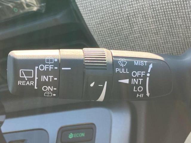 フリード ＡＩＲ　保証書／純正　８インチ　ナビ／ホンダセンシング／両側電動スライドドア／車線逸脱防止支援システム／登録済未使用車／ヘッドランプ　ＬＥＤ／ＵＳＢジャック／Ｂｌｕｅｔｏｏｔｈ接続／ＥＢＤ付ＡＢＳ　禁煙車（17枚目）