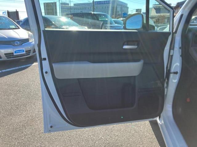 フリード ＡＩＲ　保証書／純正　８インチ　ナビ／ホンダセンシング／両側電動スライドドア／車線逸脱防止支援システム／登録済未使用車／ヘッドランプ　ＬＥＤ／ＵＳＢジャック／Ｂｌｕｅｔｏｏｔｈ接続／ＥＢＤ付ＡＢＳ　禁煙車（22枚目）