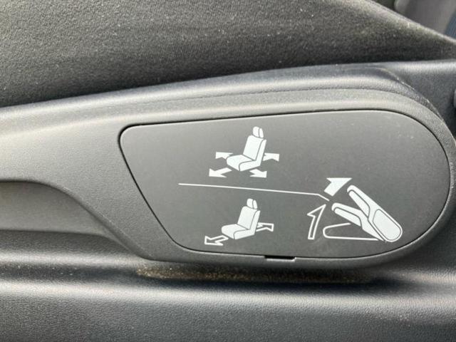 ノア X 新品タイヤ/保証書/社外 9インチ ナビ/トヨタセーフティセンス/電動スライドドア/車線逸脱防止支援システム/ヘッドランプ LED/Bluetooth接続/ETC/EBD付ABS/横滑り防止装置(40枚目)