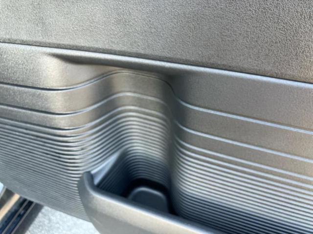 N-BOXカスタム ヒョウジュン 純正 9インチ メモリーナビ/ホンダセンシング/両側電動スライドドア/シートヒーター 前席/車線逸脱防止支援システム/ヘッドランプ LED/USBジャック/Bluetooth接続/HDMI接続(41枚目)