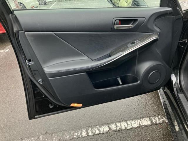 IS IS300Fスポーツモードブラック 保証書/純正 10インチ ナビ/衝突安全装置/エアーシート 前席/パノラミックビューモニター/車線逸脱防止支援システム/シート フルレザー/ヘッドランプ LED/ETC2.0/EBD付ABS 革シート(6枚目)