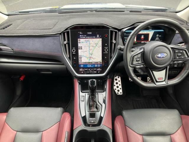 レヴォーグ ４ＷＤ　ＳＴＩスポーツＥＸ　新品タイヤ／保証書／純正　１１．６インチ　メモリーナビ／スマートリヤビューミラー／アイサイト／シートヒーター　全席／車線逸脱防止支援システム／シート　フルレザー／電動バックドア　革シート　バックカメラ（4枚目）