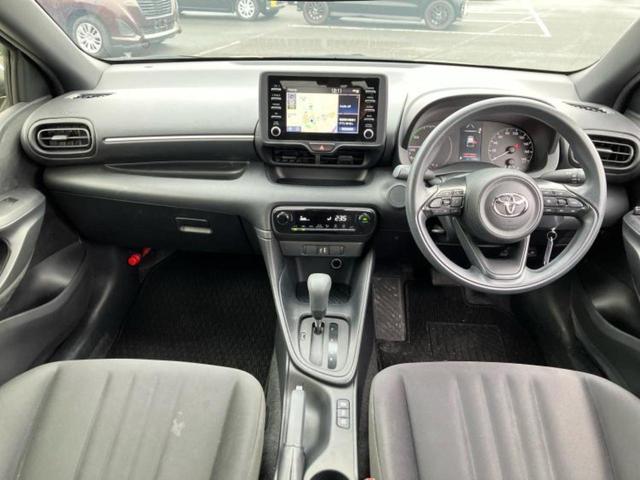 ヤリス ハイブリッドＸ　保証書／ディスプレイオーディオ＋ナビ／トヨタセーフティセンス／車線逸脱防止支援システム／ＵＳＢジャック／Ｂｌｕｅｔｏｏｔｈ接続／ＥＴＣ２．０／ＥＢＤ付ＡＢＳ／横滑り防止装置　衝突被害軽減システム（4枚目）