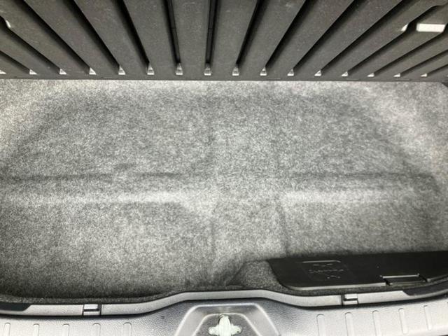 ヴォクシー ＺＳキラメキ２　保証書／純正　９インチ　ＳＤナビ／フリップダウンモニター　純正　１２．１インチ／トヨタセーフティセンス／両側電動スライドドア／車線逸脱防止支援システム／ヘッドランプ　ＬＥＤ　衝突被害軽減システム（26枚目）