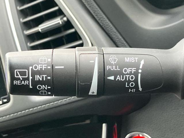 ヴェゼル ハイブリッドＺ・ホンダセンシング　純正　８インチ　ＳＤナビ／ホンダセンシング／シートヒーター　前席／車線逸脱防止支援システム／シート　ハーフレザー／ヘッドランプ　ＬＥＤ／Ｂｌｕｅｔｏｏｔｈ接続／ＥＴＣ／ＥＢＤ付ＡＢＳ　バックカメラ（17枚目）