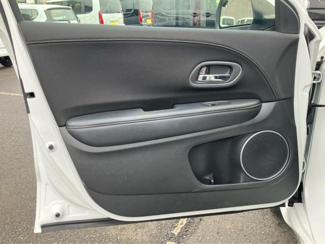 ヴェゼル ハイブリッドＺ・ホンダセンシング　純正　８インチ　ＳＤナビ／ホンダセンシング／シートヒーター　前席／車線逸脱防止支援システム／シート　ハーフレザー／ヘッドランプ　ＬＥＤ／Ｂｌｕｅｔｏｏｔｈ接続／ＥＴＣ／ＥＢＤ付ＡＢＳ　バックカメラ（21枚目）