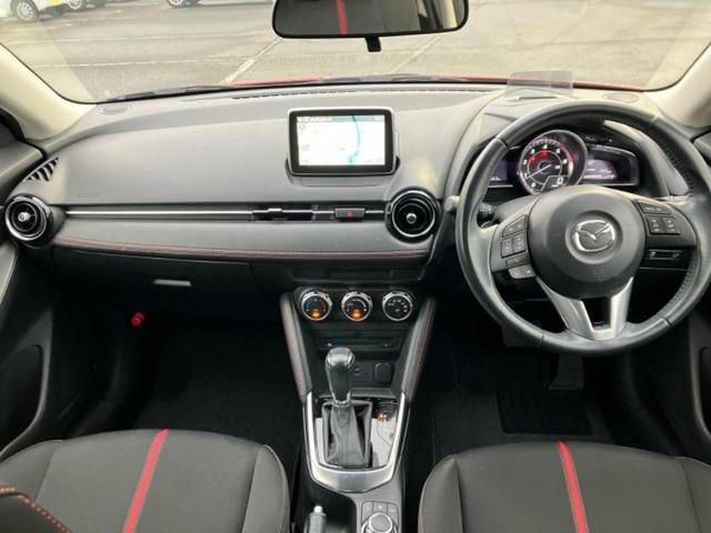 デミオ ＸＤツーリング　純正エアロ／純正　ＳＤナビ／衝突安全装置／ヘッドランプ　ＬＥＤ／Ｂｌｕｅｔｏｏｔｈ接続／ＥＴＣ／ＥＢＤ付ＡＢＳ／横滑り防止装置／アイドリングストップ／クルーズコントロール／バックモニター　フルエアロ（4枚目）