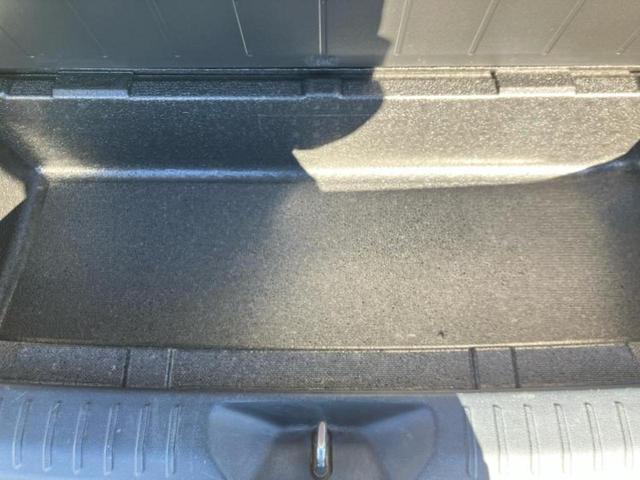 プリウスα Ｇツーリングセレクション　純正　８インチ　ＳＤナビ／衝突安全装置／車線逸脱防止支援システム／シート　ハーフレザー／ヘッドランプ　ＬＥＤ／Ｂｌｕｅｔｏｏｔｈ接続／ＥＴＣ／ＥＢＤ付ＡＢＳ／横滑り防止装置／クルーズコントロール（25枚目）