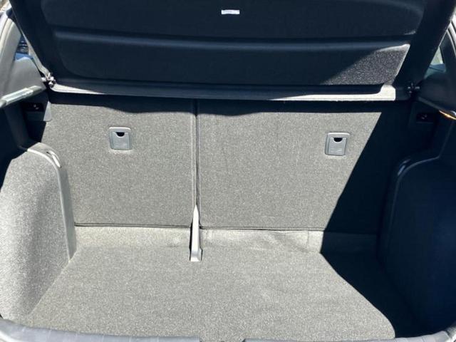 キックス Ｘ　新品タイヤ／社外　ナビ／インテリジェントルームミラー／エマージェンシーブレーキ／アラウンドビューモニター／車線逸脱防止支援システム／シート　ハーフレザー／プロパイロット／ヘッドランプ　ＬＥＤ　ＥＴＣ（19枚目）