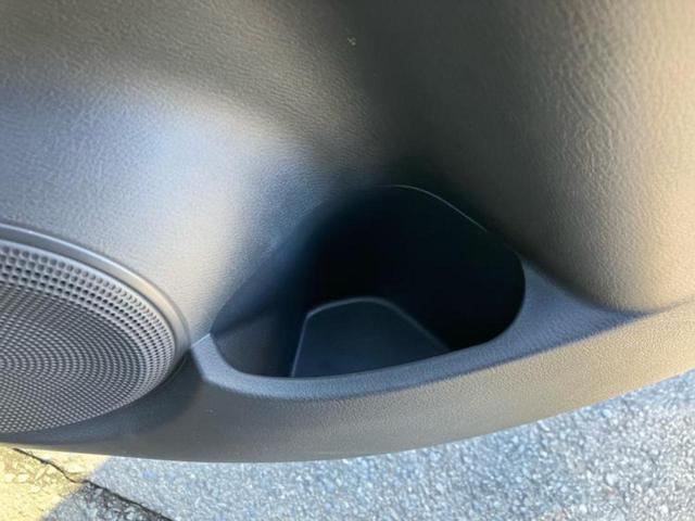 キックス Ｘ　新品タイヤ／社外　ナビ／インテリジェントルームミラー／エマージェンシーブレーキ／アラウンドビューモニター／車線逸脱防止支援システム／シート　ハーフレザー／プロパイロット／ヘッドランプ　ＬＥＤ　ＥＴＣ（43枚目）