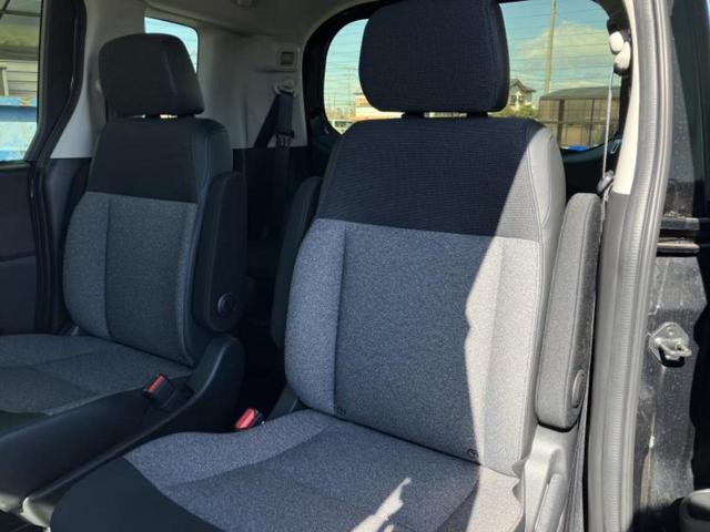 フリード ｅＨＥＶエアーＥＸ　保証書／純正　９インチ　メモリーナビ／ホンダセンシング／両側電動スライドドア／シートヒーター　前席／車線逸脱防止支援システム／シート　ハーフレザー／ドライブレコーダー　前後／ヘッドランプ　ＬＥＤ（8枚目）