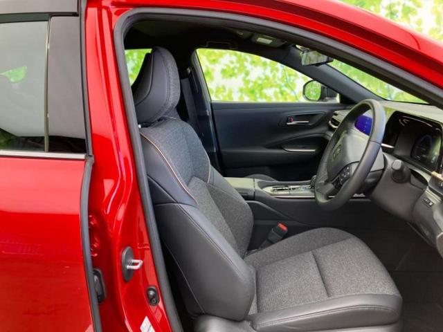 クラウンクロスオーバー 4WD Gアドバンスド 保証書/ディスプレイオーディオ+ナビ11インチ/デジタルインナーミラー/トヨタセーフティセンス/全方位モニター/車線逸脱防止支援システム/シート ハーフレザー 衝突被害軽減システム 全周囲カメラ(4枚目)