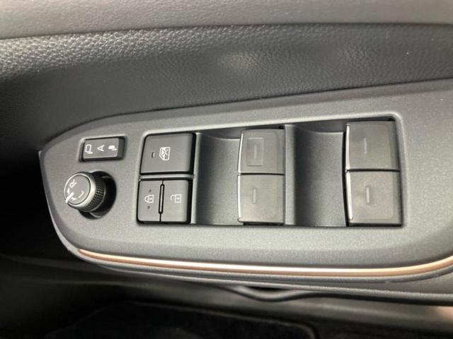 クラウンクロスオーバー 4WD Gアドバンスド 保証書/ディスプレイオーディオ+ナビ11インチ/デジタルインナーミラー/トヨタセーフティセンス/全方位モニター/車線逸脱防止支援システム/シート ハーフレザー 衝突被害軽減システム 全周囲カメラ(28枚目)