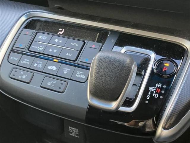 ナビ、ドラレコ、ＥＴＣ、フリップダウンモニター、デジタルインナーミラーｅｔｃ…後付け可能です！オプションも豊富に取り揃えておりますのでご安心ください！