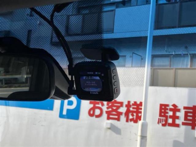 国産車から輸入車まで多様なお客様のニーズのお応えできるように、全国規模で豊富な在庫展開！車のことならＷＥＣＡＲＳへ！