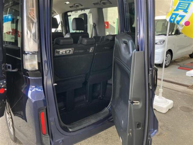 お車に合わせて無料保証以外にも、保証範囲、期間、距離を拡充させた有料保証もご用意しております！中古車の購入が初めてで不安・・・というお客様もご安心ください！