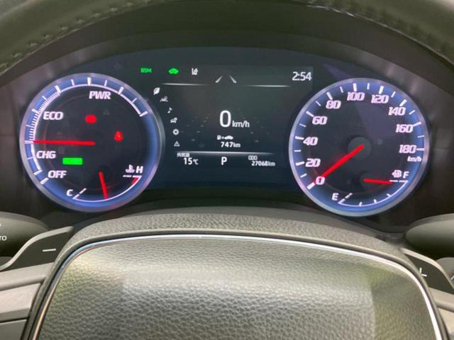 ＷＥＣＡＲＳの展示場では実際に見て、触ってお車をお選びいただけます！知識の豊富な営業スタッフが様々なカーライフをご提案いたします！