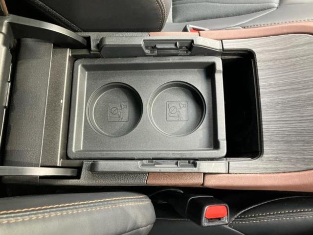 ハリアーハイブリッド Z 純正エアロ/JBL/保証書/ディスプレイオーディオ+ナビ/デジタルインナーミラー/トヨタセーフティセンス/車線逸脱防止支援システム/シート ハーフレザー 衝突被害軽減システム フルエアロ バックカメラ(33枚目)