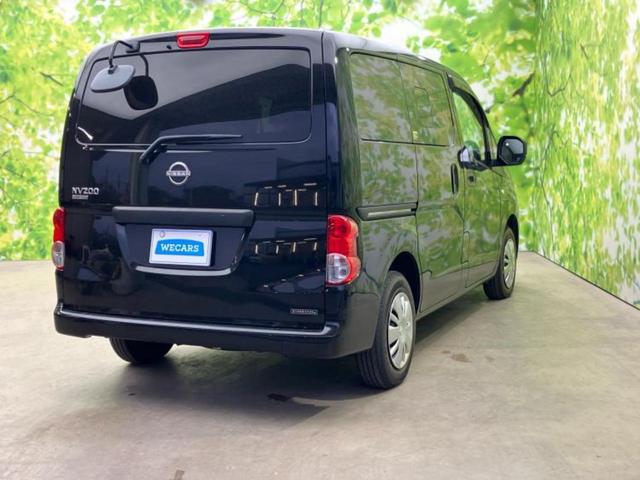 ＮＶ２００バネットバン ＧＸ　エマージェンシーブレーキ／車線逸脱防止支援システム／ＥＢＤ付ＡＢＳ／エアバッグ　運転席／パワーウインドウ／キーレスエントリー／パワーステアリング／オートライト／ワンオーナー／マニュアルエアコン（3枚目）