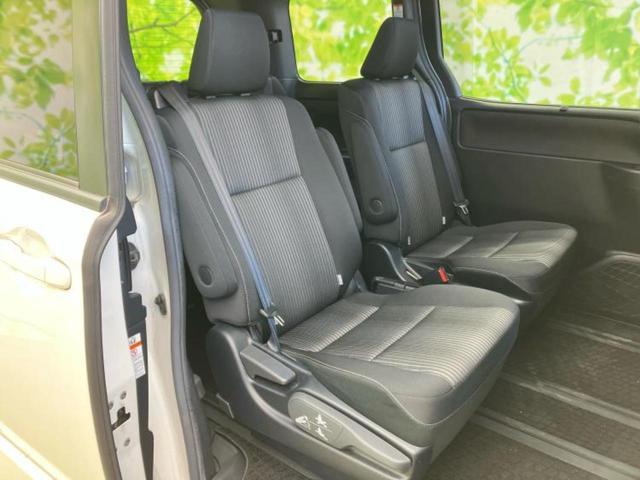 ヴォクシー ハイブリッドＺＳ　新品タイヤ／純正　１０インチ　ＳＤナビ／トヨタセーフティセンス／電動スライドドア／シートヒーター　前席／車線逸脱防止支援システム／ドライブレコーダー　前後／ヘッドランプ　ＬＥＤ　衝突被害軽減システム（5枚目）