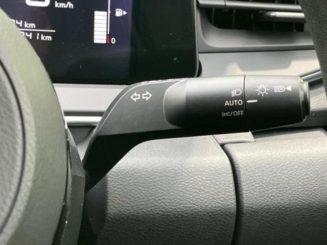 ノート Ｘ　保証書／純正　９インチ　メモリーナビ／エマージェンシーブレーキ／車線逸脱防止支援システム／ドライブレコーダー　純正／ヘッドランプ　ＬＥＤ／Ｂｌｕｅｔｏｏｔｈ接続／ＥＢＤ付ＡＢＳ／横滑り防止装置（16枚目）