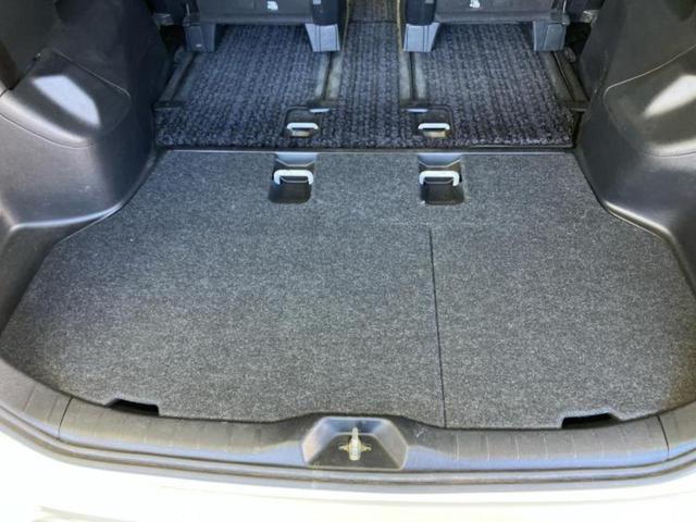 ヴォクシー ハイブリッドＺＳキラメキ２　純正　９インチ　ＳＤナビ／トヨタセーフティセンス／両側電動スライドドア／車線逸脱防止支援システム／ドライブレコーダー　純正／ヘッドランプ　ＬＥＤ／Ｂｌｕｅｔｏｏｔｈ接続／ＥＴＣ２．０　ワンオーナー（26枚目）