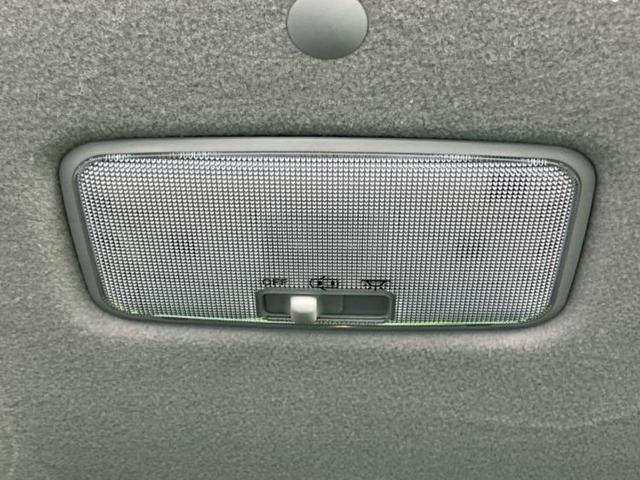 ヴォクシー ハイブリッドＺＳキラメキ２　純正　９インチ　ＳＤナビ／トヨタセーフティセンス／両側電動スライドドア／車線逸脱防止支援システム／ドライブレコーダー　純正／ヘッドランプ　ＬＥＤ／Ｂｌｕｅｔｏｏｔｈ接続／ＥＴＣ２．０　ワンオーナー（45枚目）