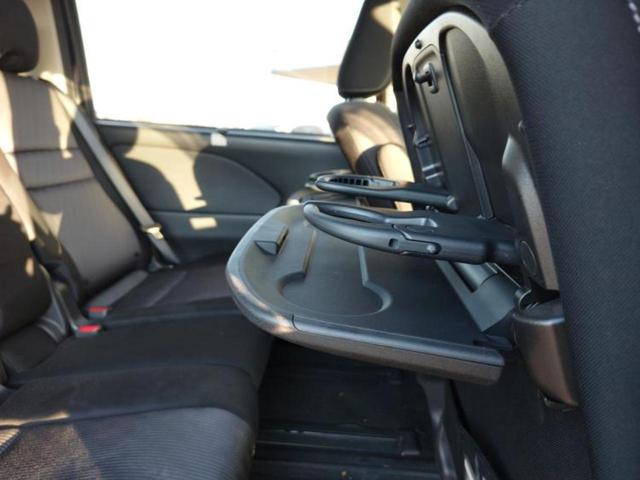 セレナ ハイウェイスターＶ　新品タイヤ／社外　ＳＤナビ／フリップダウンモニター　純正　１０．２インチ／エマージェンシーブレーキ／両側電動スライドドア／アラウンドビューモニター／車線逸脱防止支援システム／プロパイロット　ＤＶＤ再生（38枚目）