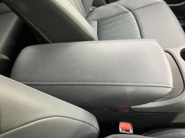 ハリアーハイブリッド Ｚ　ＪＢＬ／保証書／ディスプレイオーディオ＋ナビ１２．３インチ／デジタルインナーミラー／トヨタセーフティセンス／車線逸脱防止支援システム／シート　ハーフレザー／電動バックドア　衝突被害軽減システム（35枚目）