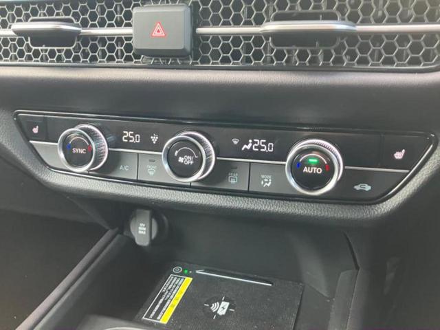 ＺＲ－Ｖ ｅＨＥＶ　Ｚ　保証書／純正　９インチ　ＳＤナビ／衝突安全装置／シートヒーター／全方位モニター／車線逸脱防止支援システム／シート　フルレザー／電動バックドア／ヘッドランプ　ＬＥＤ／Ｂｌｕｅｔｏｏｔｈ接続／ＥＴＣ（12枚目）