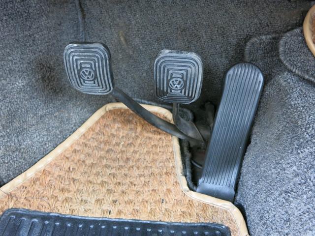 ビートル １２Ｖ　１５００ｃｃ　エアコン付　ＥＴＣ付　ＮＥＷヘッドライナー　バンブーパーセル　リボンタイヤ　オルタネーター交換　ココスマット（66枚目）