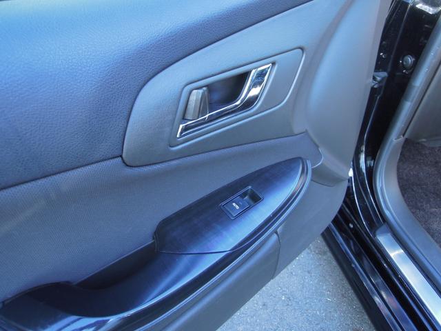 クラウン ２．５アスリート　スペシャルエディション　純正ナビ／フルセグＴＶ／ＤＶＤ再生／ＥＴＣ／キセノンヘッドライト／バックカメラ／クルーズコントロール／１８インチアルミ（37枚目）