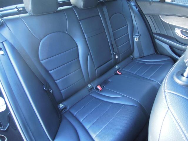 Cクラスステーションワゴン C200 ステーションワゴン スポーツ レーダーセーフティパッケージ/衝突軽減ブレーキ/LEDヘッドライト/純正ナビ/フルセグTV/DVD再生/ドラレコ/Bカメラ/ETC/Pバックドア/プッシュスタート/スマートキー/クルコン/純正18AW(14枚目)