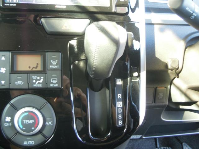 タント カスタムＲＳ　ＳＡ　両側電動スライドドア／ＬＥＤヘッドライト／ナビ／フルセグＴＶ／ＤＶＤ再生／ＥＴＣ／Ｂカメラ／純正１５インチアルミ（11枚目）