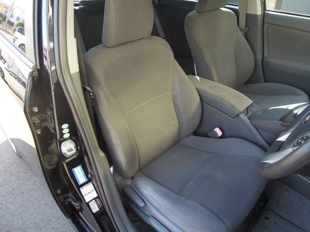 プリウス Sツーリングセレクション LEDヘッドライト/ナビ/フルセグTV/DVD再生/純正17インチアルミ(13枚目)