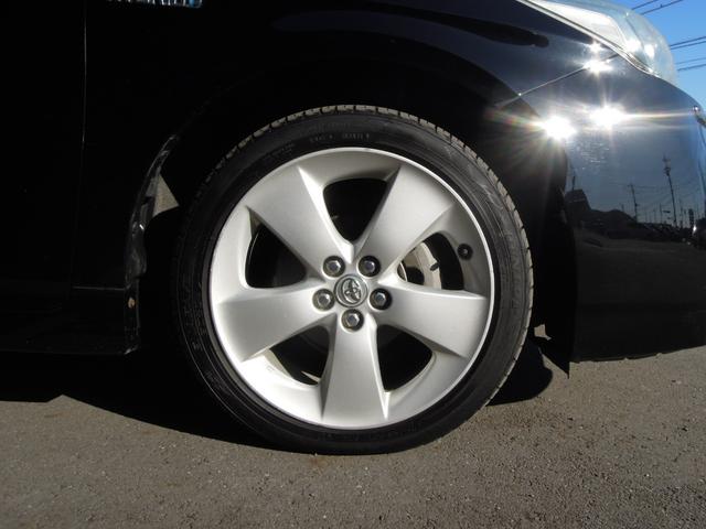 プリウス Sツーリングセレクション LEDヘッドライト/ナビ/フルセグTV/DVD再生/純正17インチアルミ(22枚目)