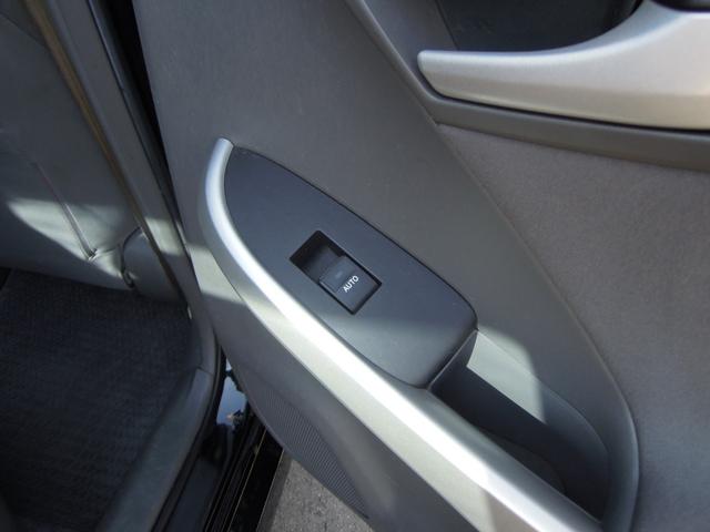 プリウス Sツーリングセレクション LEDヘッドライト/ナビ/フルセグTV/DVD再生/純正17インチアルミ(33枚目)