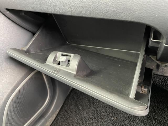 20周年記念車 スマートキー プッシュスタート 運転席シートヒーター 衝突軽減装置 横滑り防止装置 HID(22枚目)