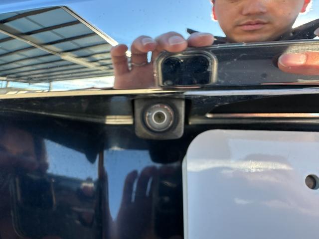 シャトル ハイブリッドZスタイルエディション 純正SDナビ バックカメラ ビルトインETC ハーフレザーシート USBポート ラバーマット LEDヘッドライト 前席シートヒーター スマートキー スペアキー有 プッシュスタート(7枚目)