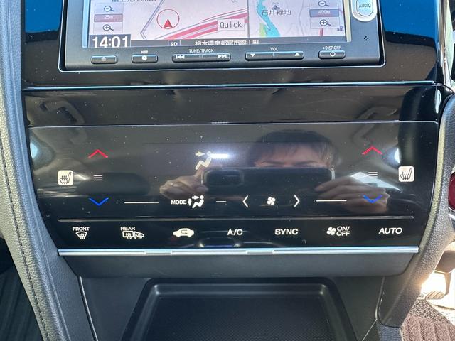 シャトル ハイブリッドZスタイルエディション 純正SDナビ バックカメラ ビルトインETC ハーフレザーシート USBポート ラバーマット LEDヘッドライト 前席シートヒーター スマートキー スペアキー有 プッシュスタート(34枚目)