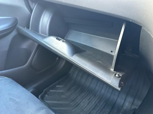 シャトル ハイブリッドZスタイルエディション 純正SDナビ バックカメラ ビルトインETC ハーフレザーシート USBポート ラバーマット LEDヘッドライト 前席シートヒーター スマートキー スペアキー有 プッシュスタート(41枚目)