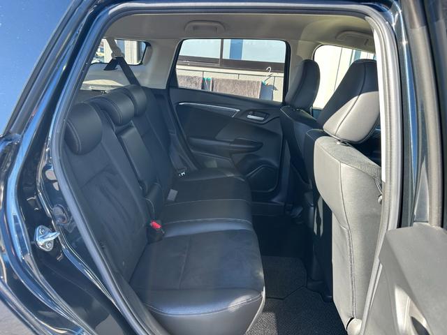 シャトル ハイブリッドZスタイルエディション 純正SDナビ バックカメラ ビルトインETC ハーフレザーシート USBポート ラバーマット LEDヘッドライト 前席シートヒーター スマートキー スペアキー有 プッシュスタート(43枚目)