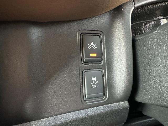 セレナ ハイウェイスター プロパイロットエディション プロパイロット 純正フルセグナビ 純正フリップダウン バックカメラ Bluetoothミュージック ETC 両側パワースライド ハーフレザーシート LEDヘッドライト(10枚目)