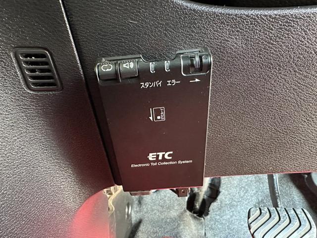 セレナ ハイウェイスター プロパイロットエディション プロパイロット 純正フルセグナビ 純正フリップダウン バックカメラ Bluetoothミュージック ETC 両側パワースライド ハーフレザーシート LEDヘッドライト(14枚目)