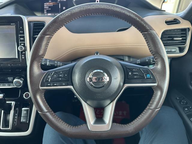 セレナ ハイウェイスター プロパイロットエディション プロパイロット 純正フルセグナビ 純正フリップダウン バックカメラ Bluetoothミュージック ETC 両側パワースライド ハーフレザーシート LEDヘッドライト(31枚目)