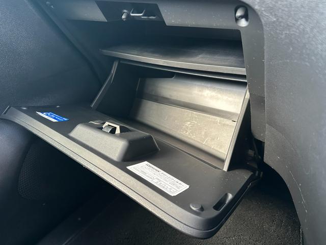 セレナ ハイウェイスター プロパイロットエディション プロパイロット 純正フルセグナビ 純正フリップダウン バックカメラ Bluetoothミュージック ETC 両側パワースライド ハーフレザーシート LEDヘッドライト(42枚目)