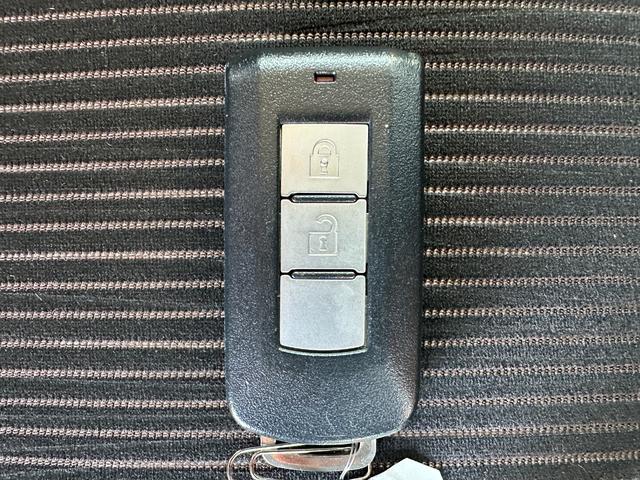 デイズ Ｘ　Ｖセレクション＋セーフティＩＩ　純正フルセグメモリーナビ　バックカメラ　アラウンドビューモニター　Ｂｌｕｅｔｏｏｔｈミュージック　ＥＴＣ　ドラレコ　衝突軽減装置　スマートキー　プッシュスタート　ＨＩＤヘッドライト（11枚目）